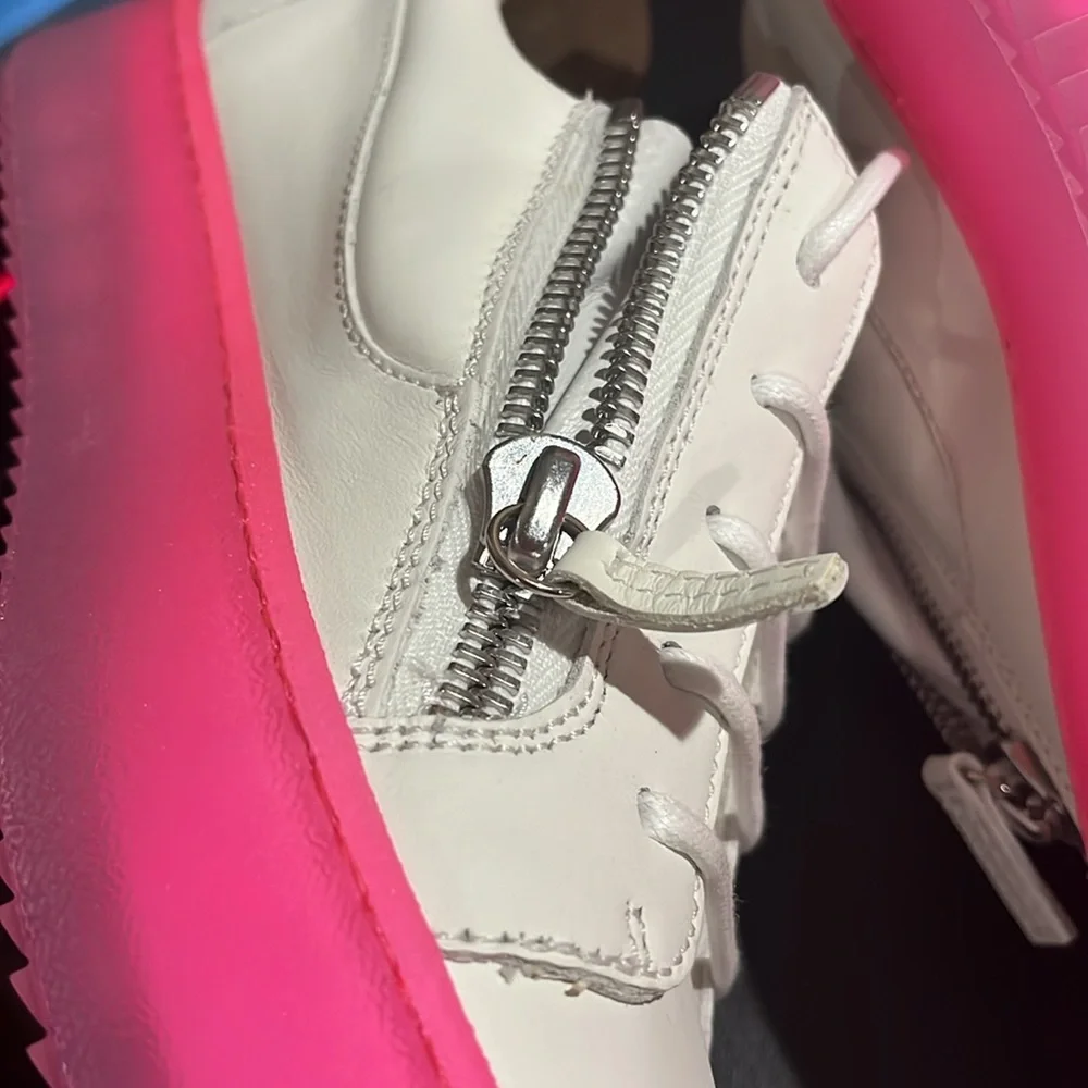 Giuseppe Zanotti size 41 pink bottom white sneaker. W-41 NWB - Picture 9 of 13